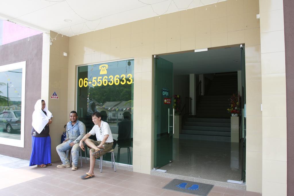 Alor Villa Malacca Exteriör bild
